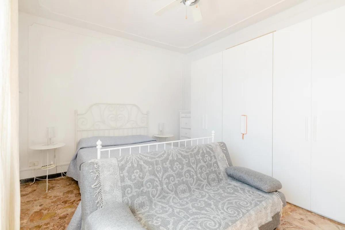 Spaziosa Matrimoniale Nel Centro Di Modena Apartment Екстериор снимка